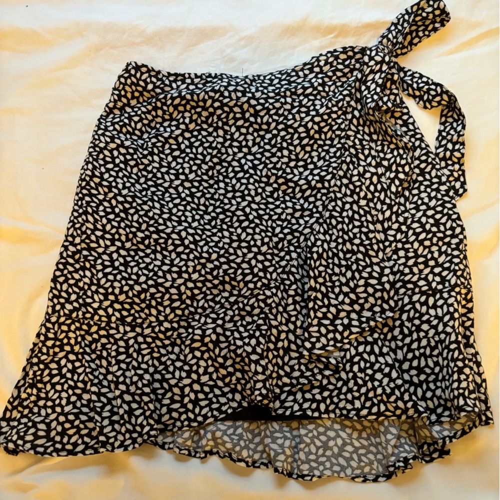 Abercrombie wrap mini skirt